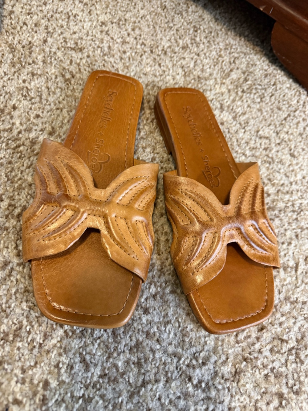 Seychelles Madhu tan Leather Sandal perfect like new condi size 6 smoke pet free